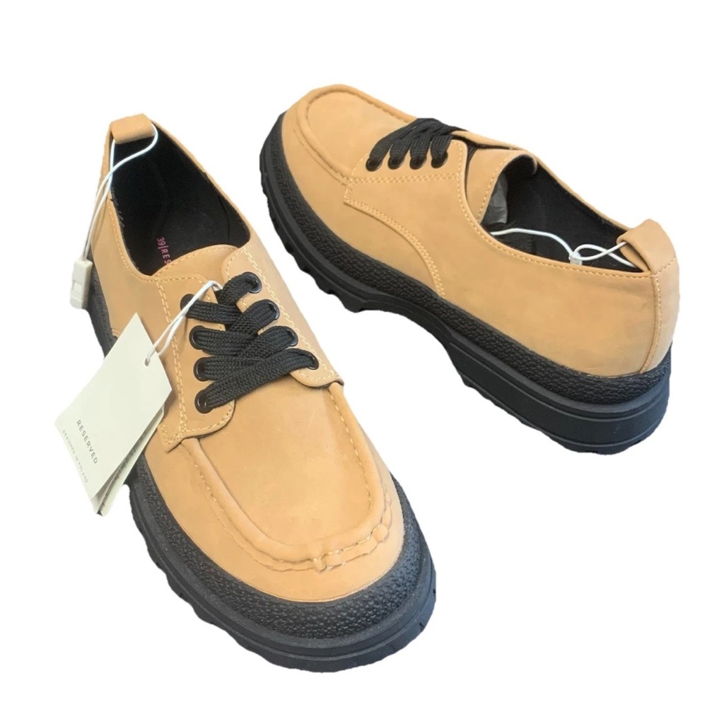 NEW Reserved European Loafers In Tan & Black Size EU 39 US 8.5